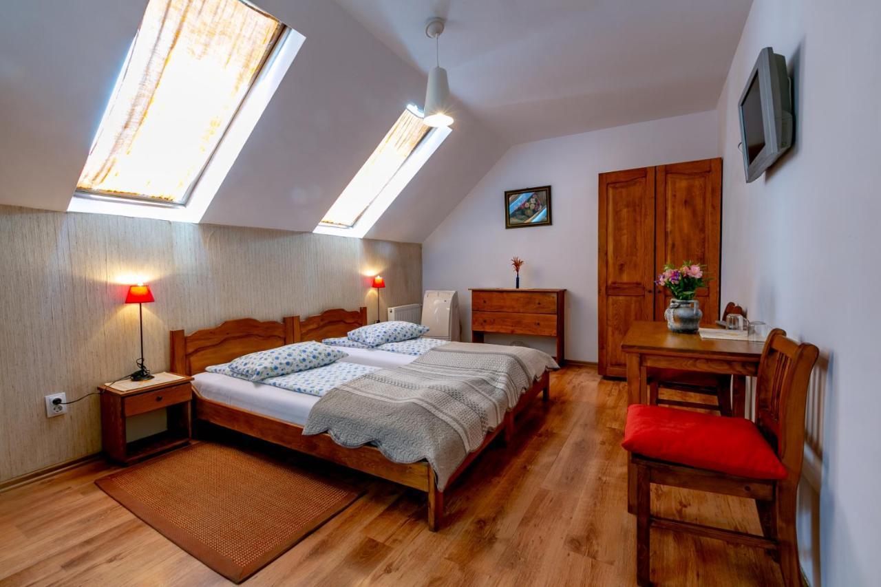Hotel Casa Adalmo à Sighişoara Extérieur photo